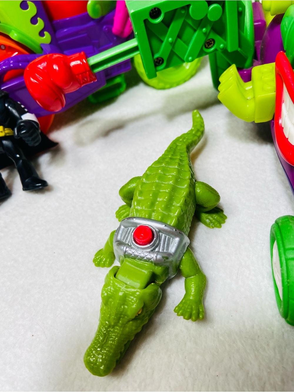 Fisher Price Imaginext DC Batman Joker Imaginext Toy - Picture 4 of 11